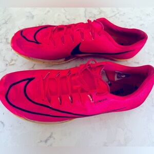 Men’s Nike Air Zoom Maxfly, Hyper pink, 10.5